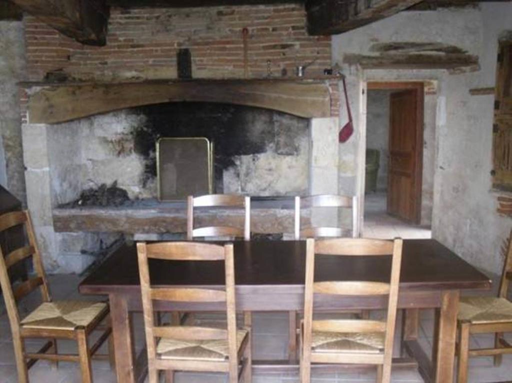 Fayssac Les Gites De Franck חדר תמונה
