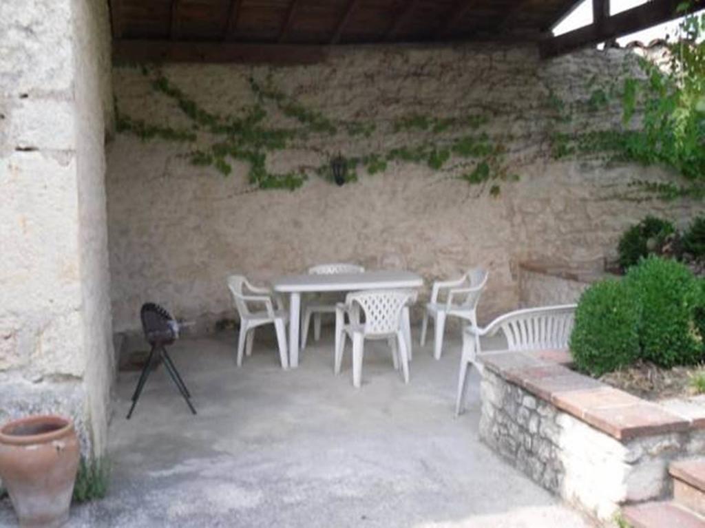 Fayssac Les Gites De Franck חדר תמונה